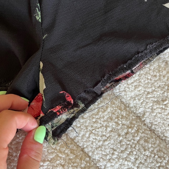 Two piece floral outfit - Picture 3 of 4